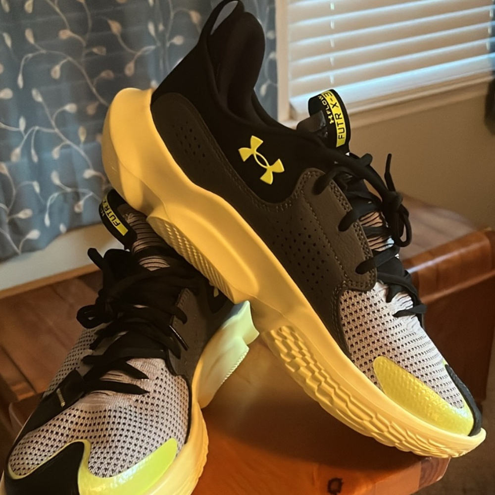 Men’s Under Armour Futr x3 cross trainers